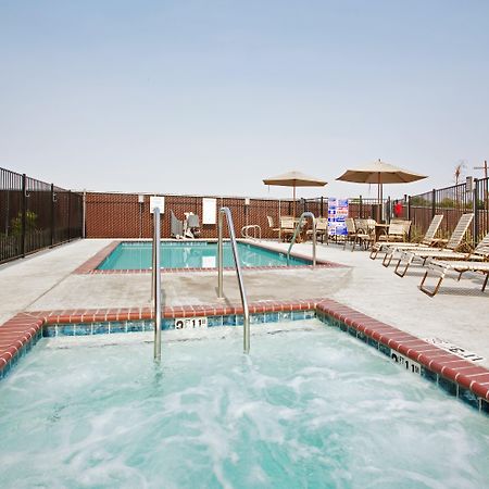 Holiday Inn Express & Suites Dinuba West By Ihg Exteriér fotografie