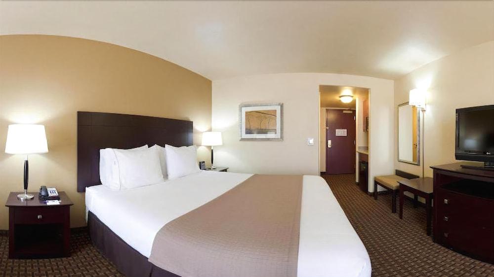 Holiday Inn Express & Suites Dinuba West By Ihg Exteriér fotografie