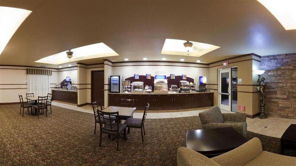 Holiday Inn Express & Suites Dinuba West By Ihg Exteriér fotografie