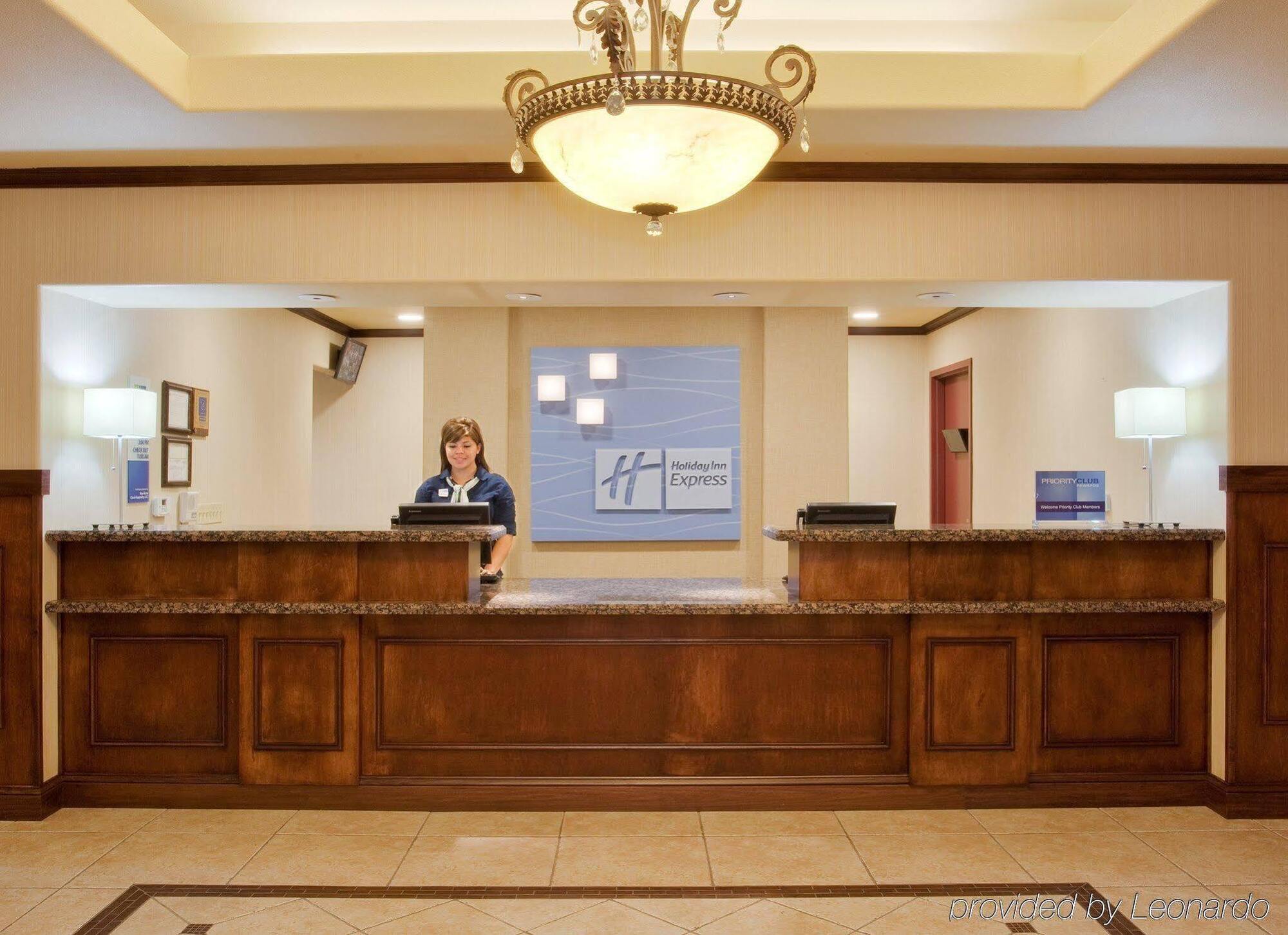 Holiday Inn Express & Suites Dinuba West By Ihg Exteriér fotografie